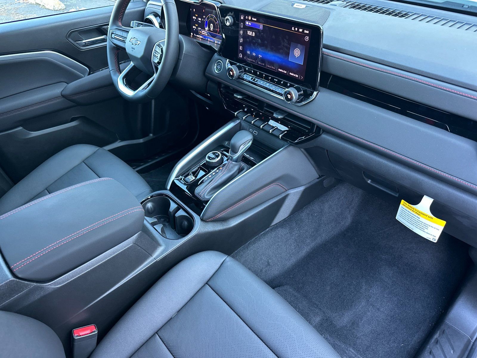 Thumbnail: 2026 Chevrolet Colorado - 15