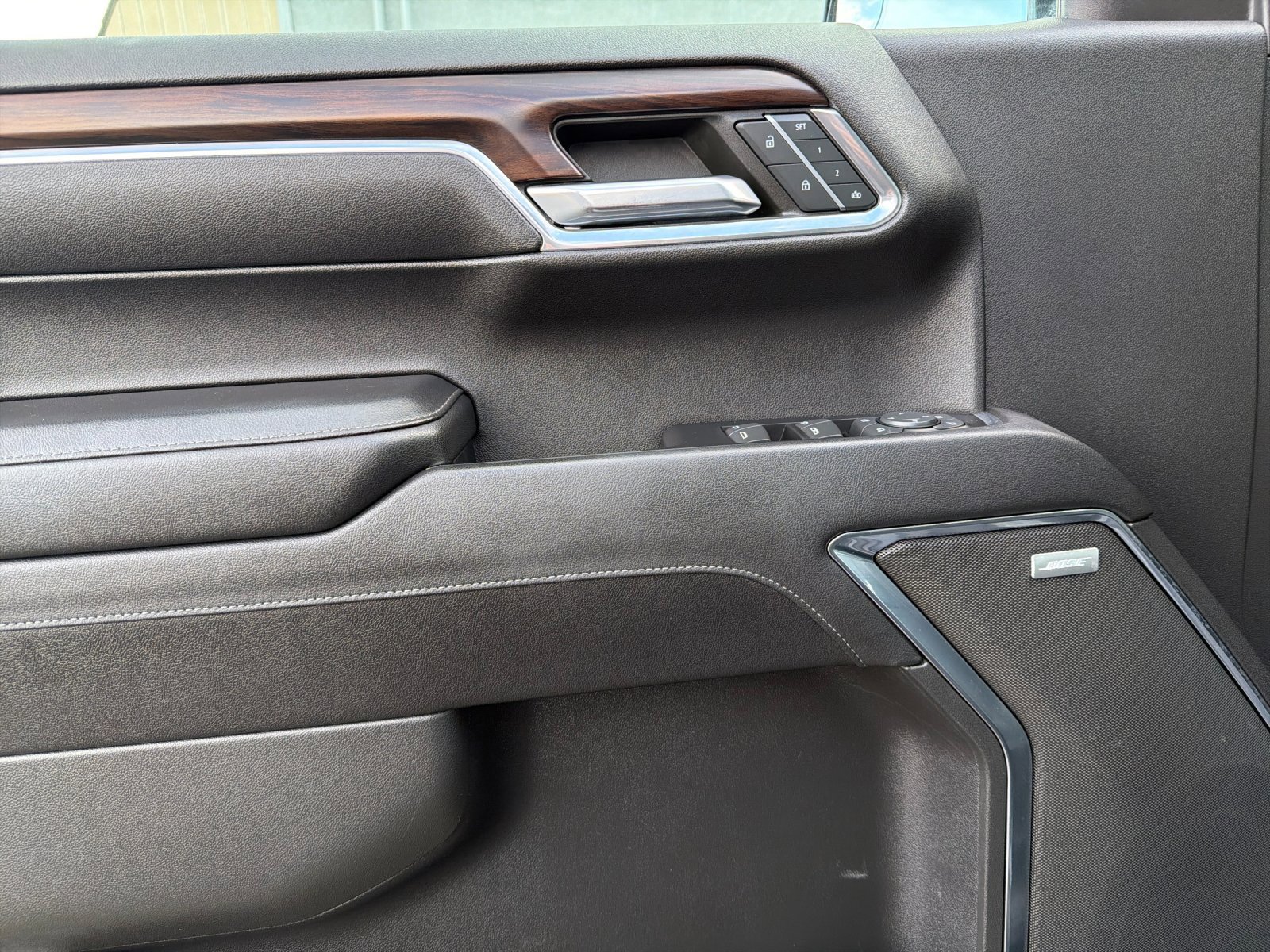 Thumbnail: 2023 GMC Sierra 1500 - 12