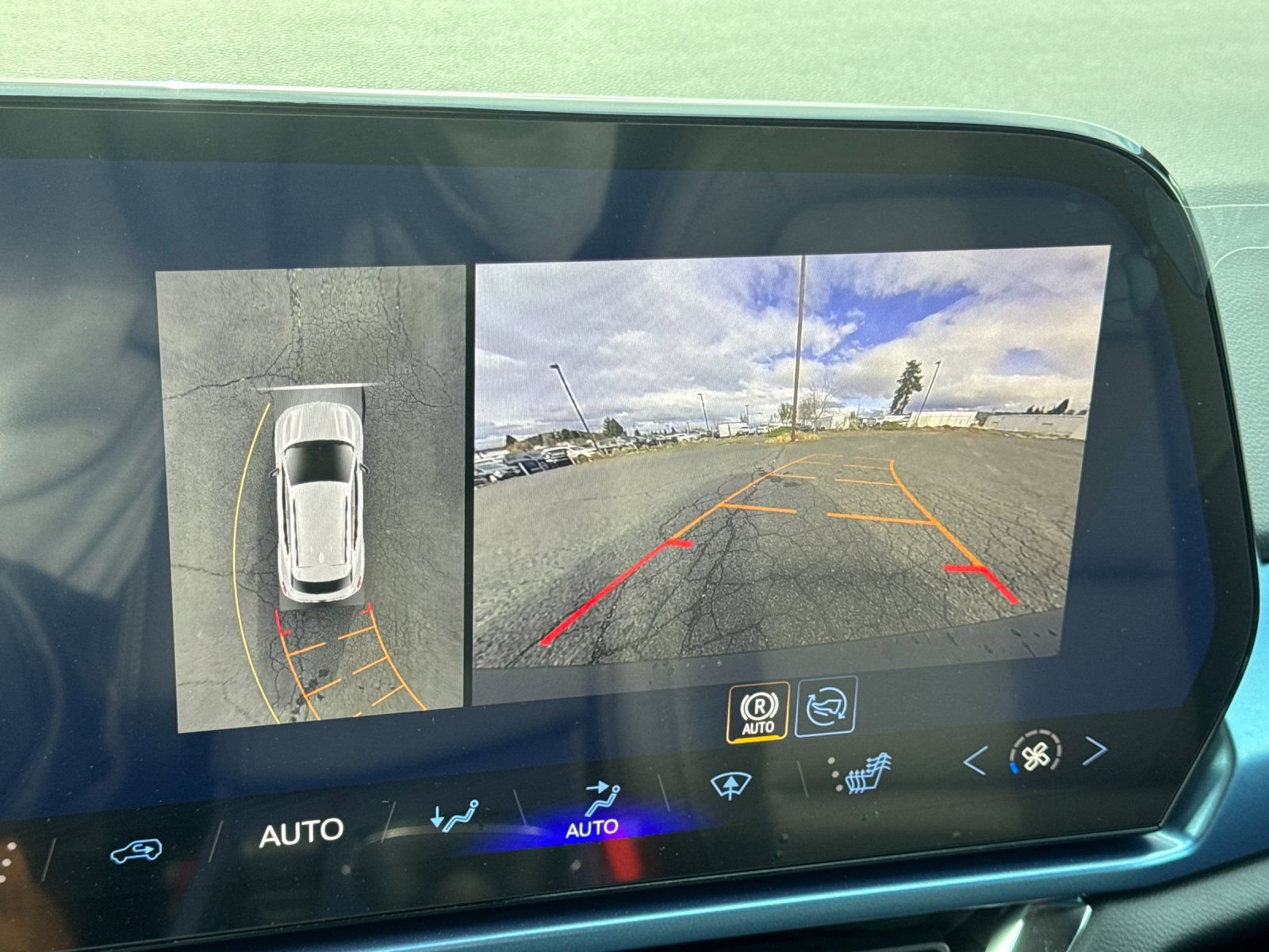 Thumbnail: 2026 Chevrolet Equinox - 20