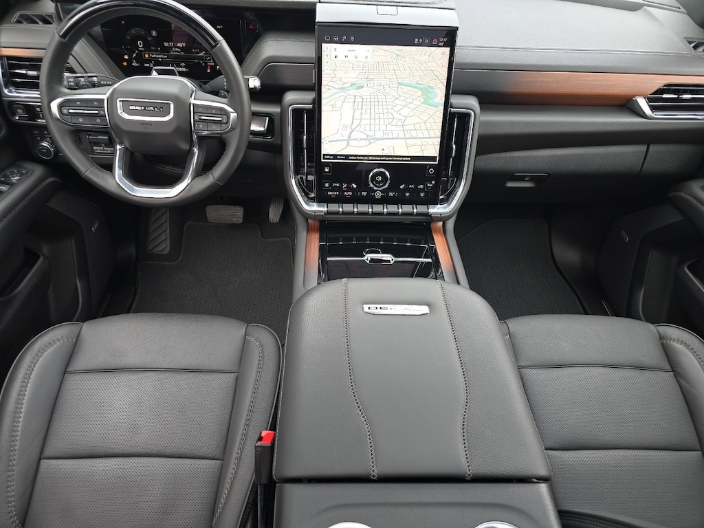 Used 2025 GMC Yukon XL Denali SUV