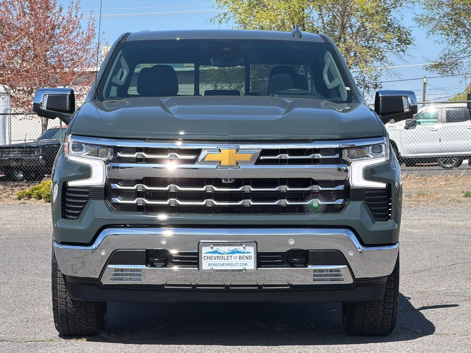 Thumbnail: 2026 Chevrolet Silverado 1500 - 10