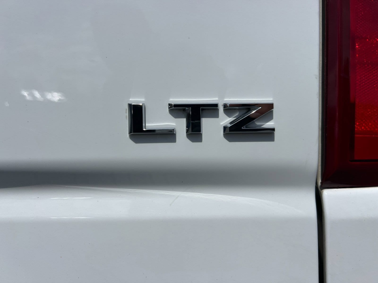 2019 Chevrolet Silverado 1500 LTZ 27