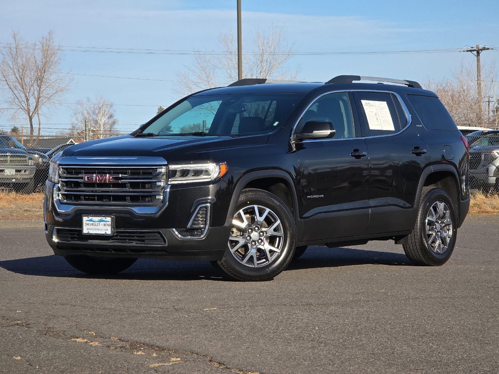 2023 GMC Acadia SLT's photo