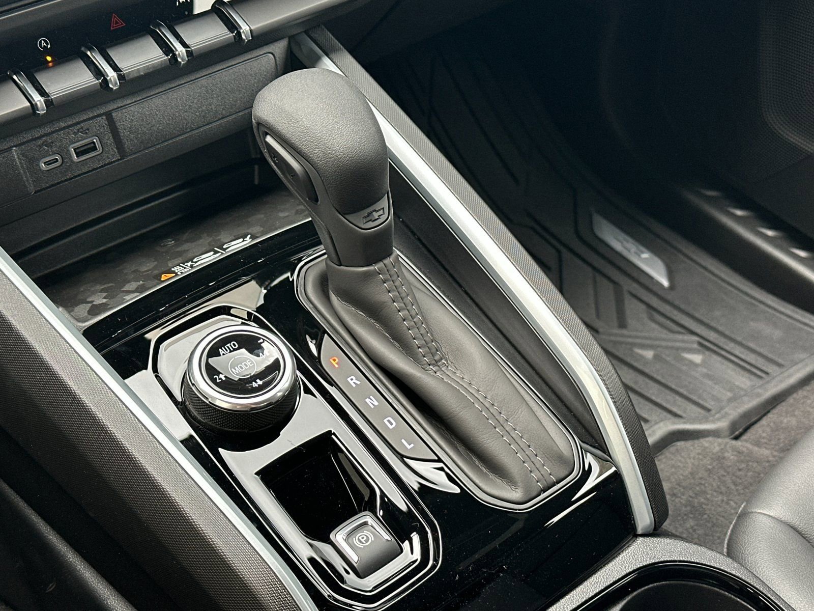 2026 Chevrolet Colorado Trail Boss - Photo 21