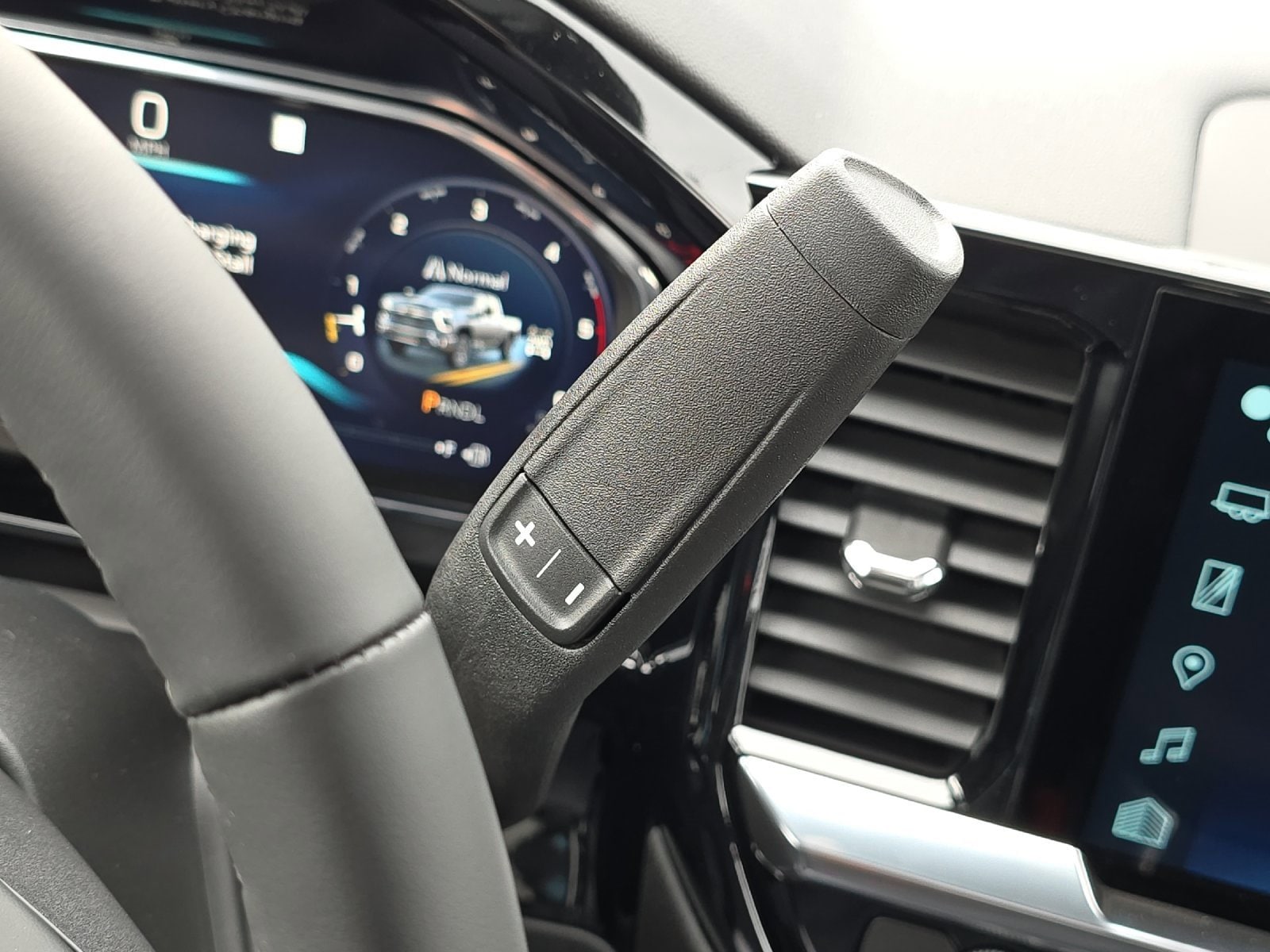 Thumbnail: 2026 Chevrolet Silverado 3500 - 21