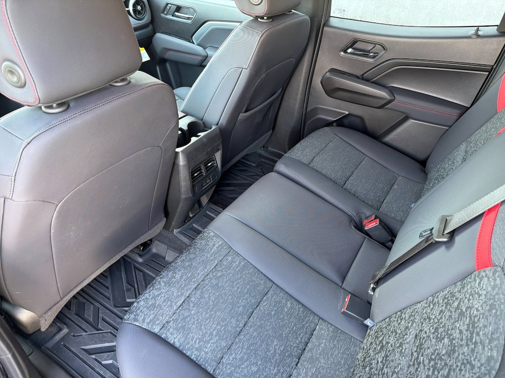 New 2025 Chevrolet Colorado Z71 Truck