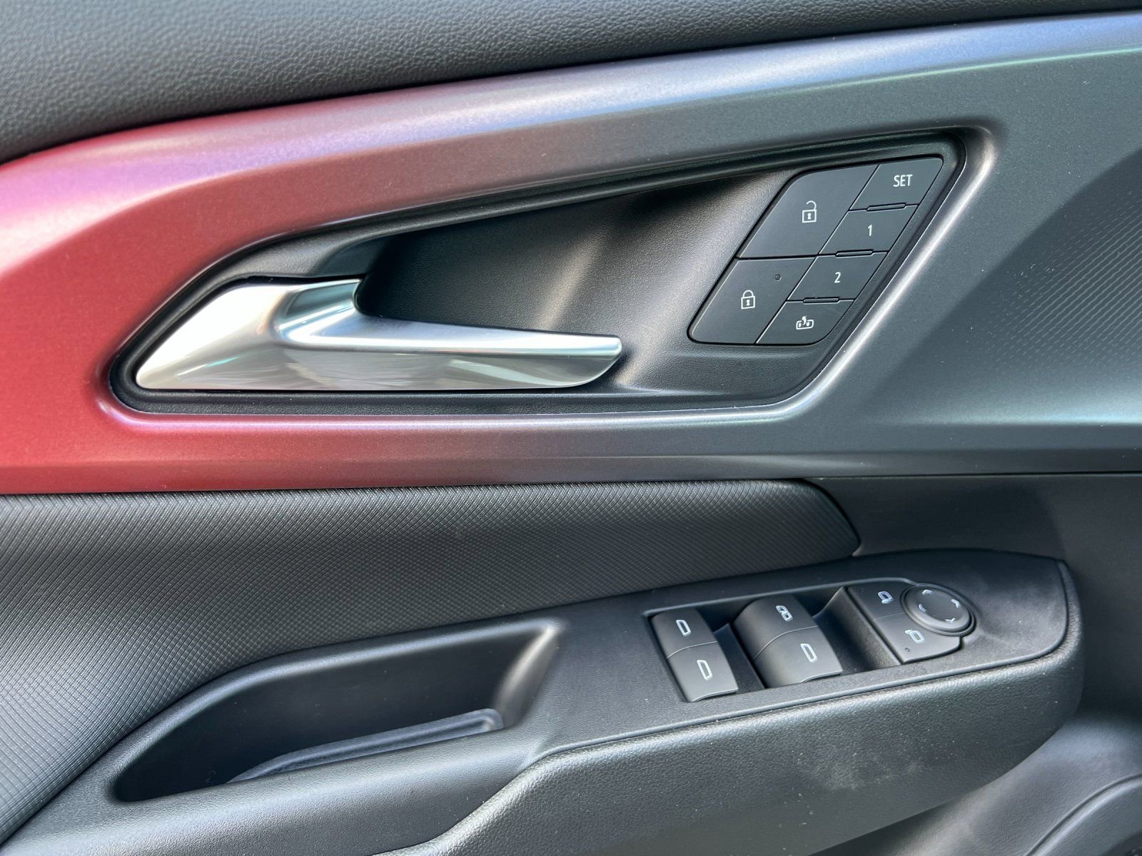 2026 Chevrolet Equinox EV RS - Photo 12