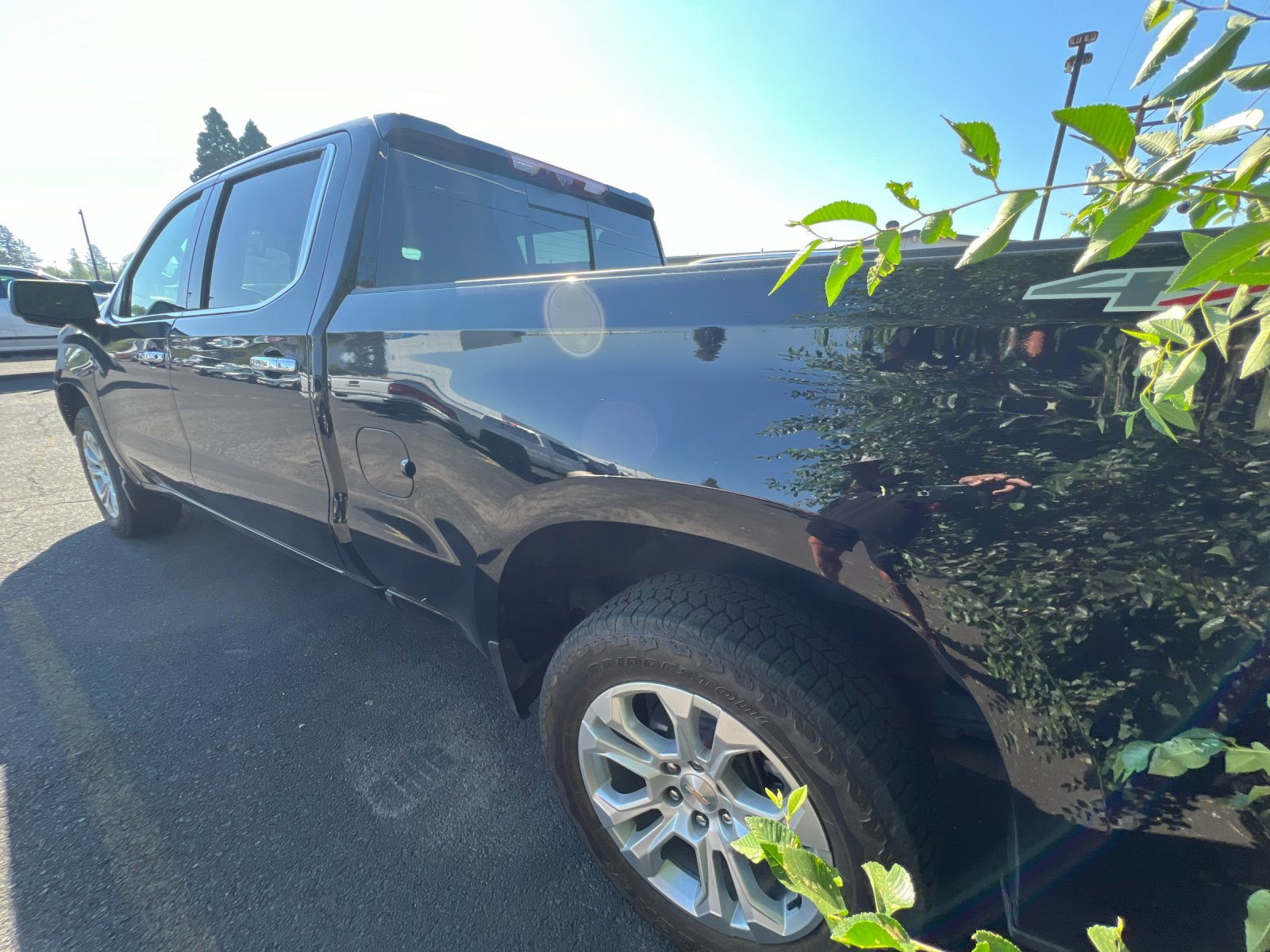 2023 Chevrolet Silverado 1500 LTZ photo 2