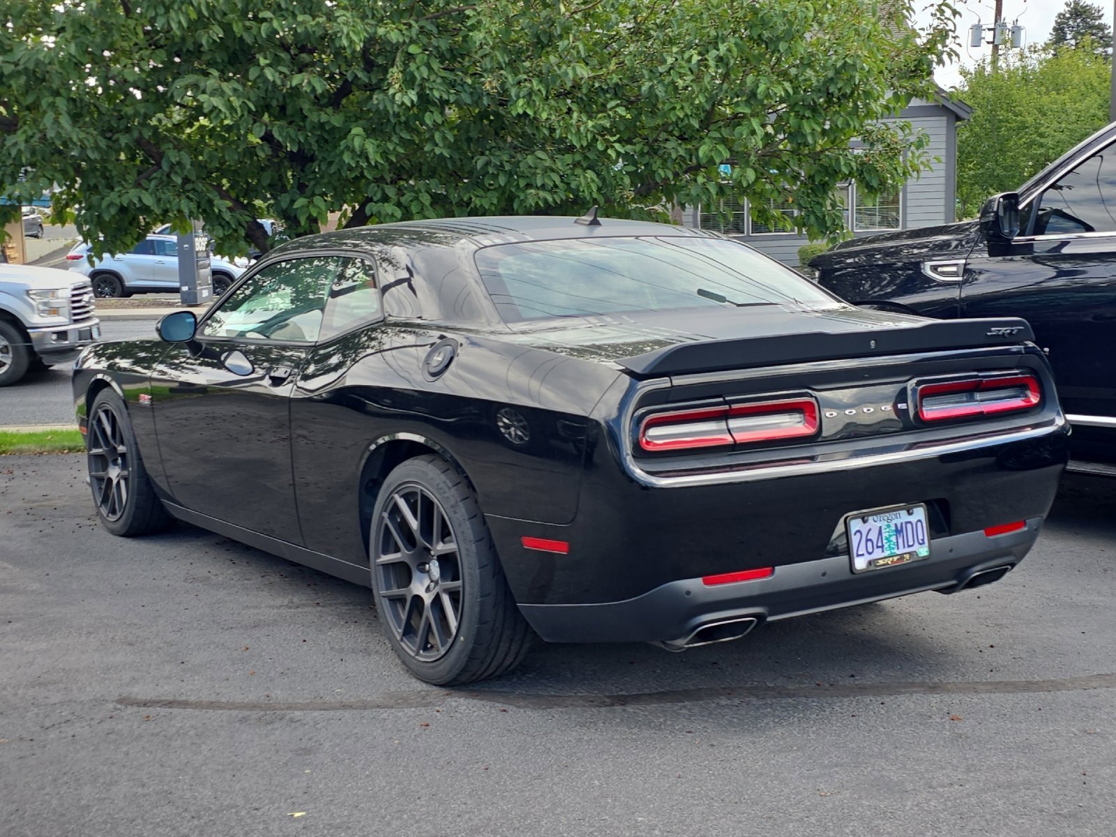 2016 Dodge Challenger 392 Scat Pack Shaker photo 2