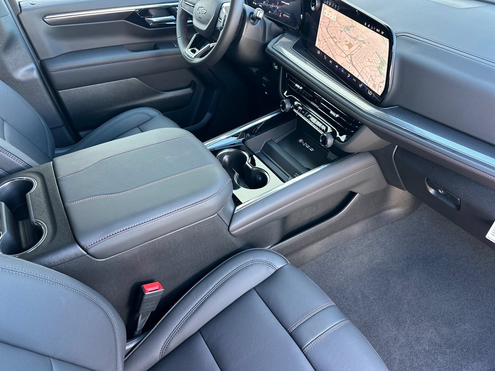 2026 Chevrolet Tahoe RST - Photo 17