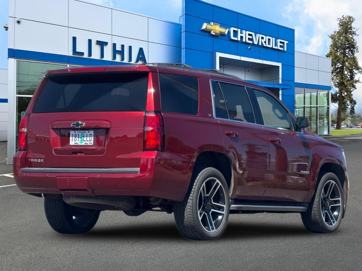 Thumbnail: 2018 Chevrolet Tahoe - 2