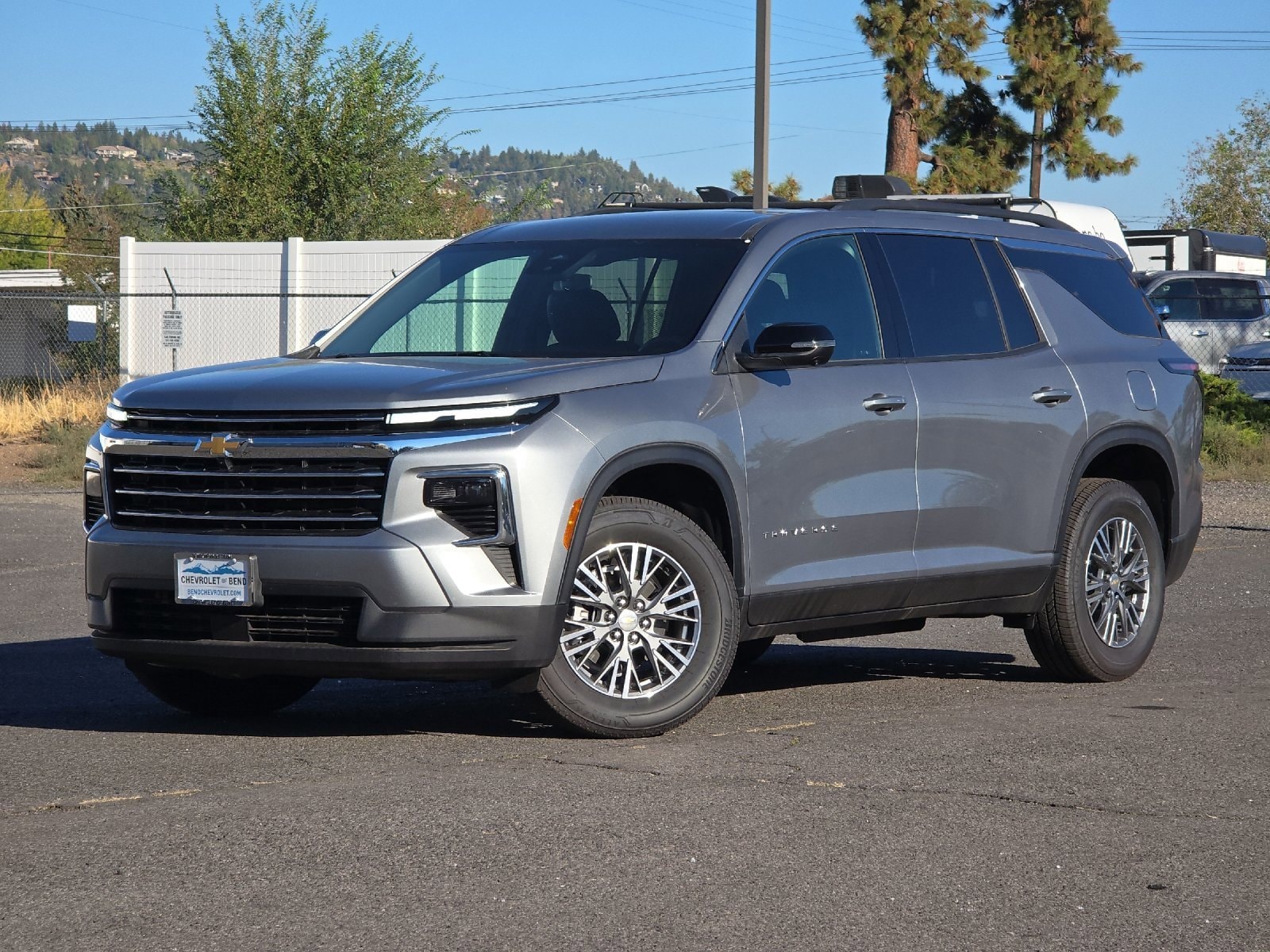 2025 Chevrolet Traverse LT's photo