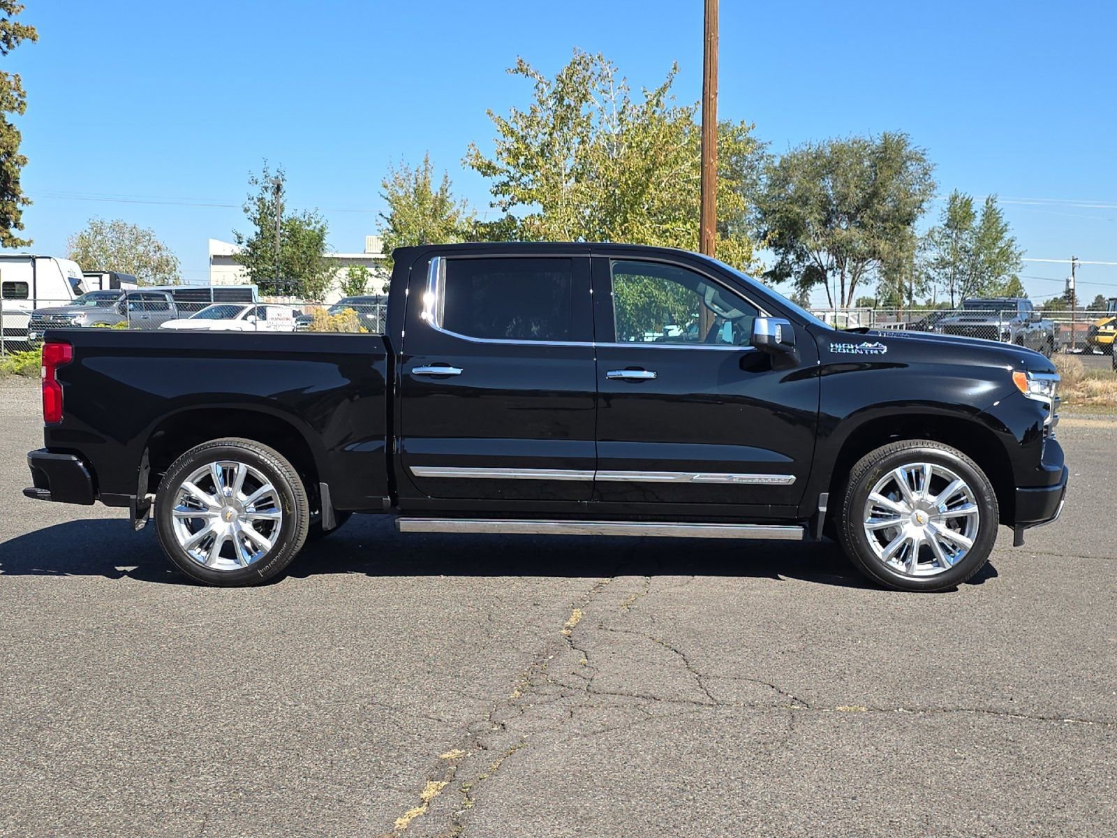 2026 Chevrolet Silverado 1500 High Country - Photo 8