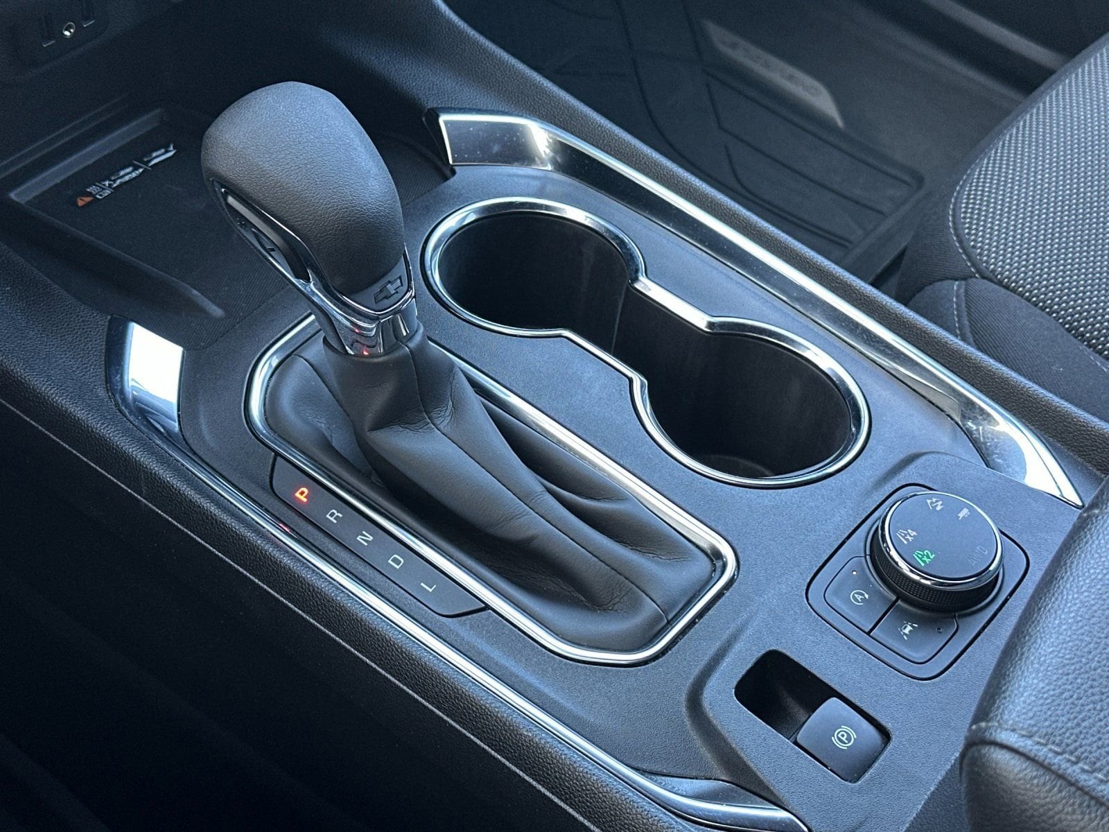 Thumbnail: 2023 Chevrolet Traverse - 22