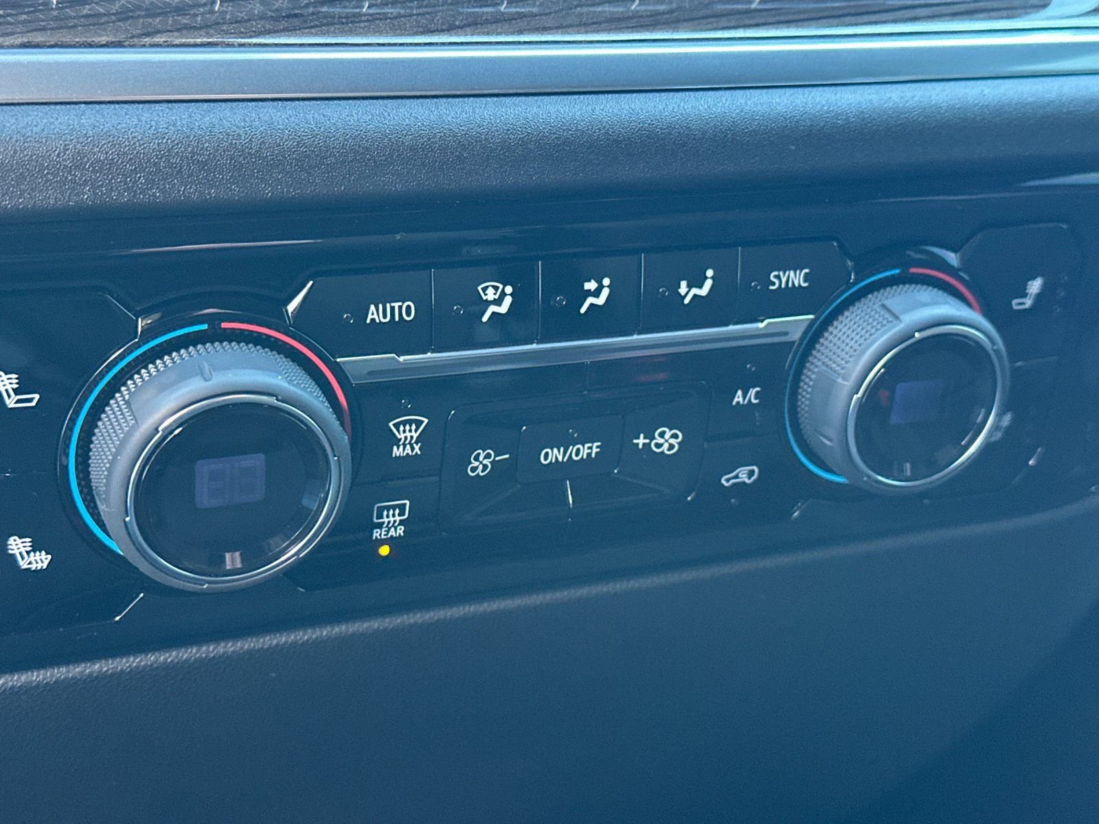 Thumbnail: 2026 Chevrolet Silverado 2500 - 20