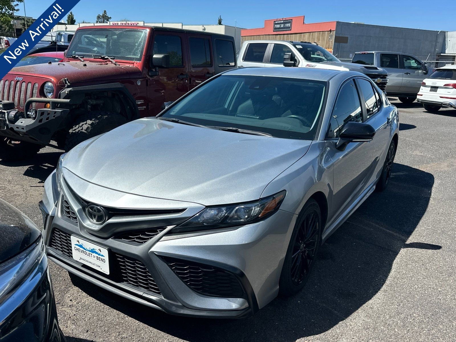 2022 Toyota Camry SE Nightshade's photo