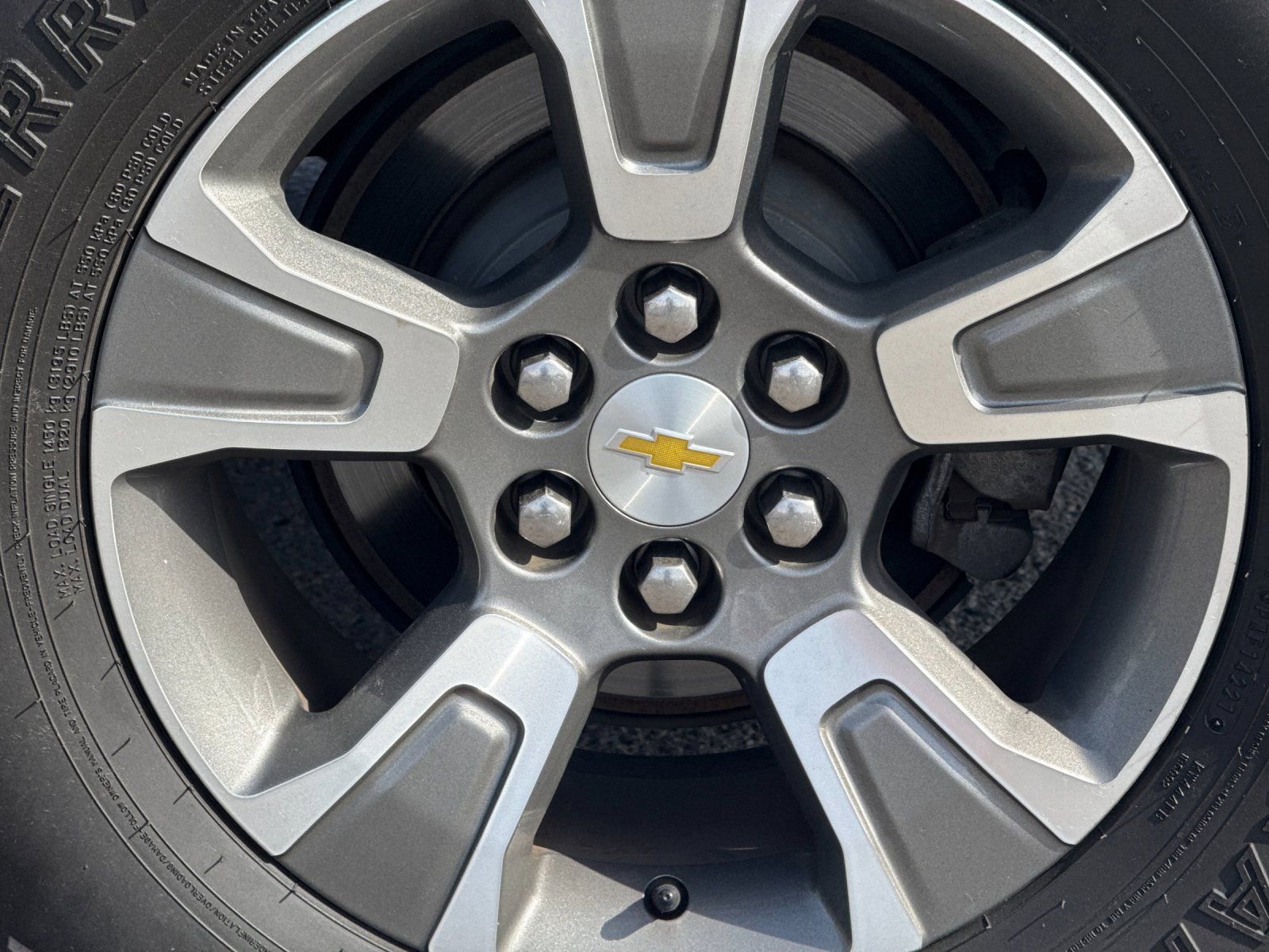 Thumbnail: 2019 Chevrolet Colorado - 24