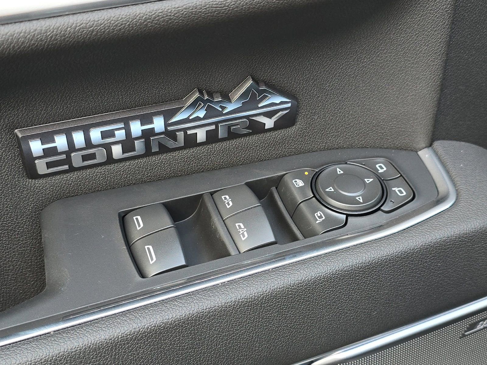 2026 Chevrolet Silverado 1500 High Country - Photo 13