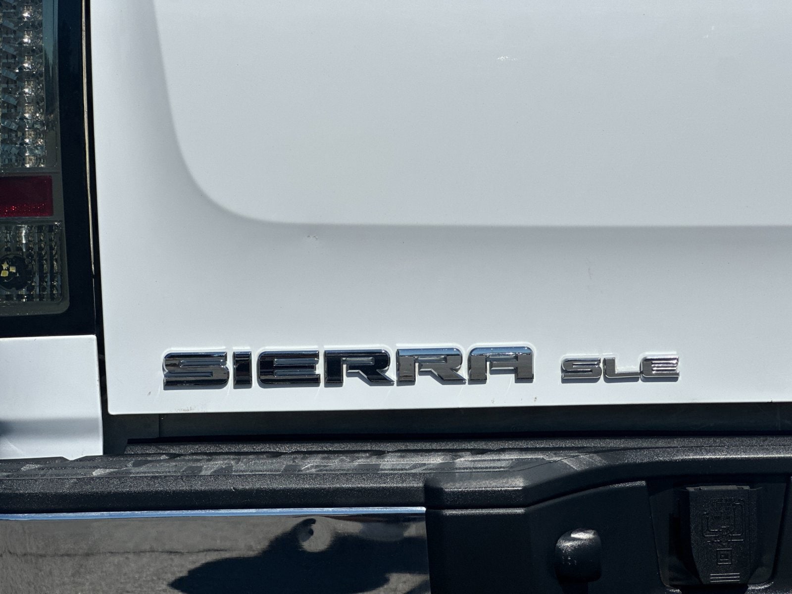 Thumbnail: 2008 GMC Sierra 1500 - 24