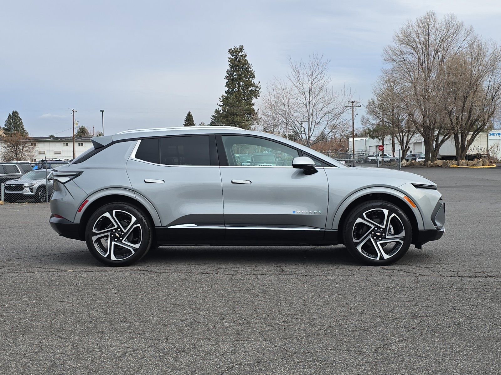 2026 Chevrolet Equinox EV 2LT - Photo 8