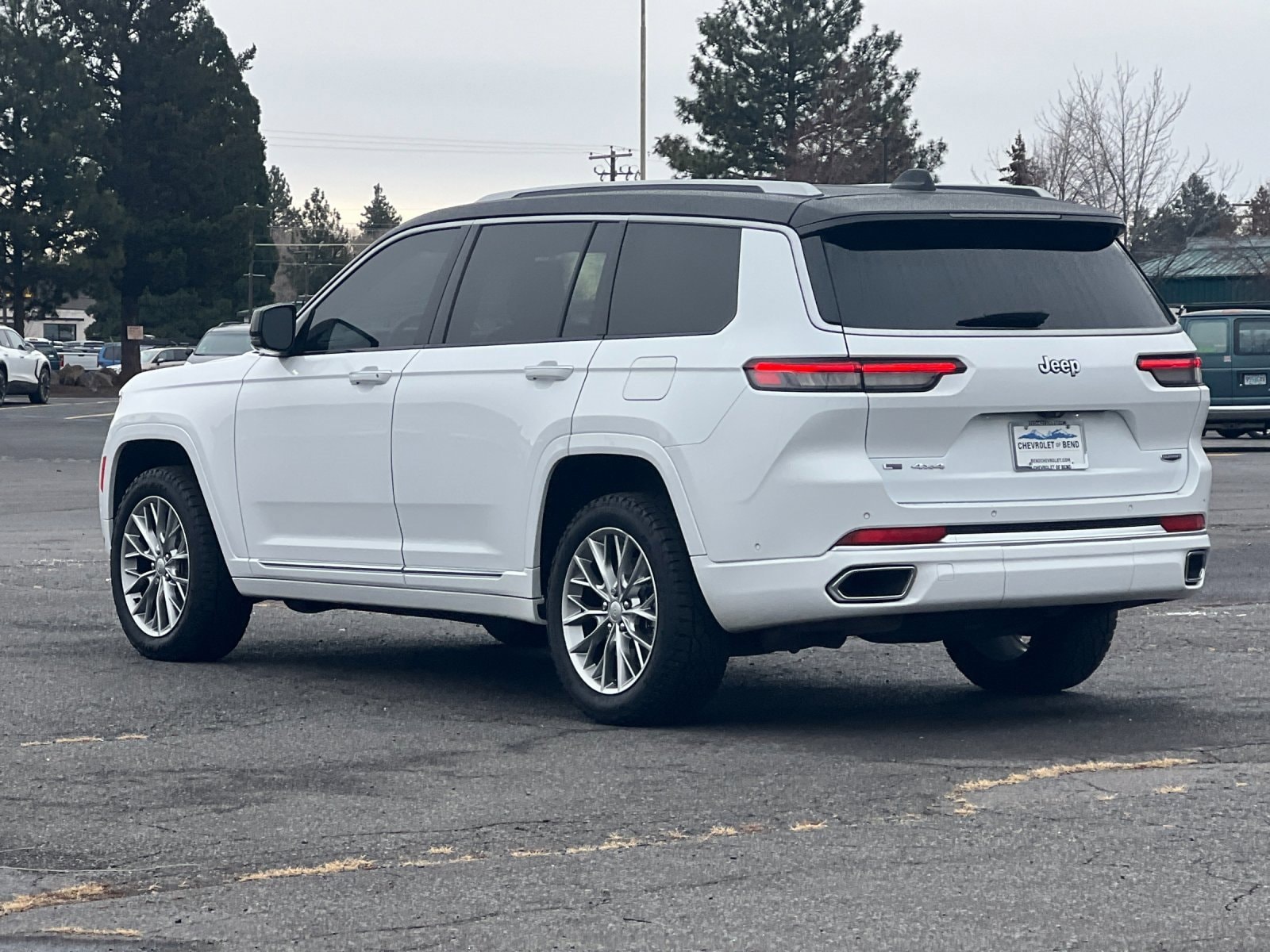 Thumbnail: 2022 Jeep Grand Cherokee L - 6