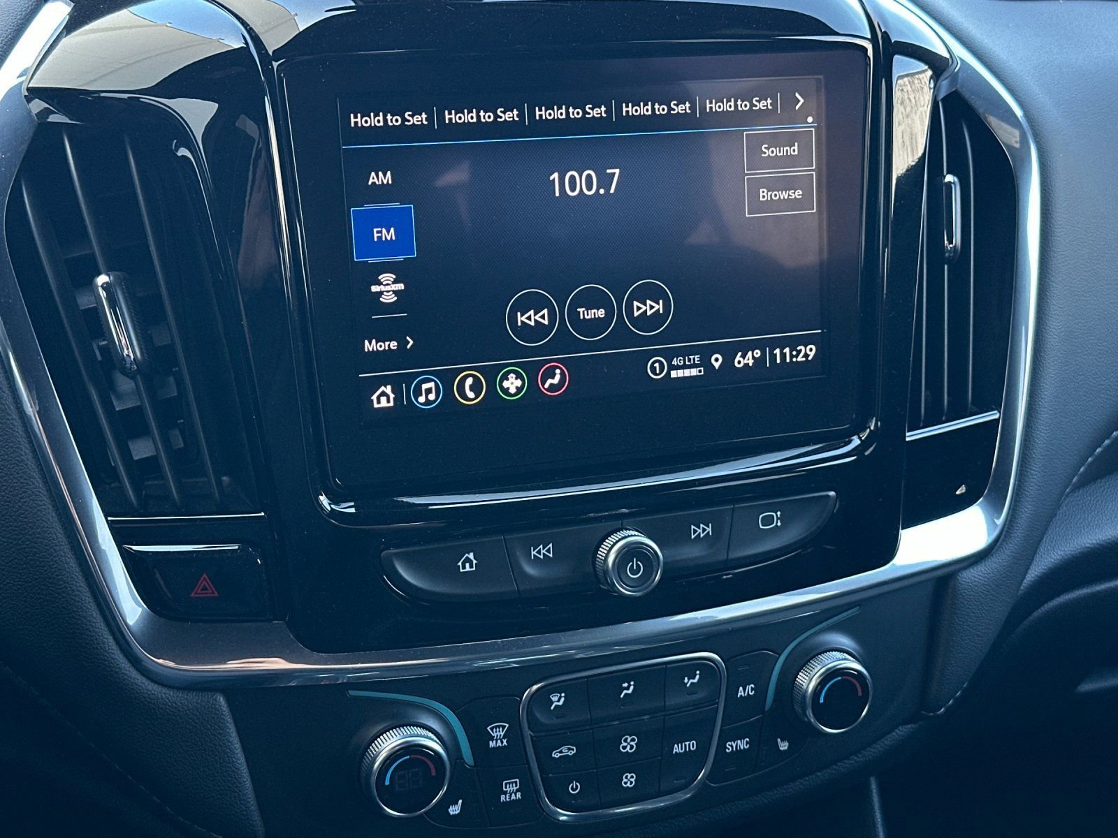 Thumbnail: 2023 Chevrolet Traverse - 19