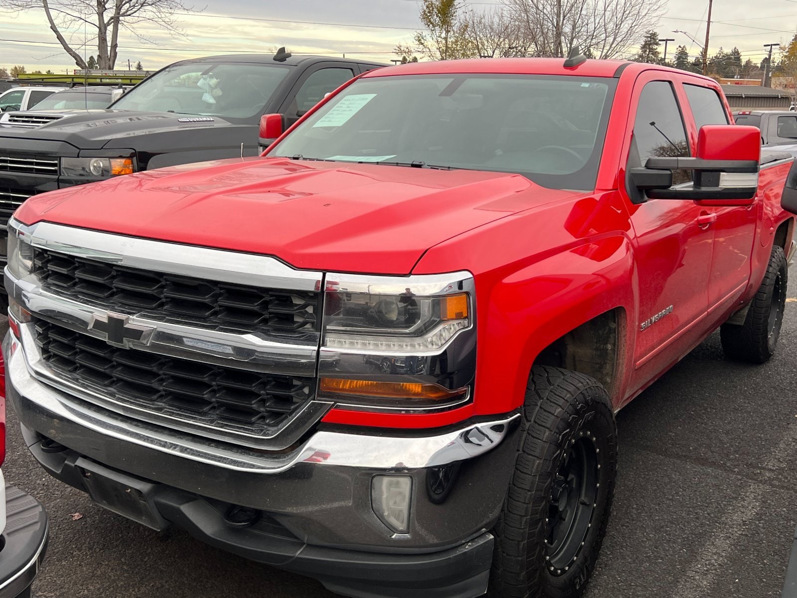 2017 Chevrolet Silverado 1500 LT's photo