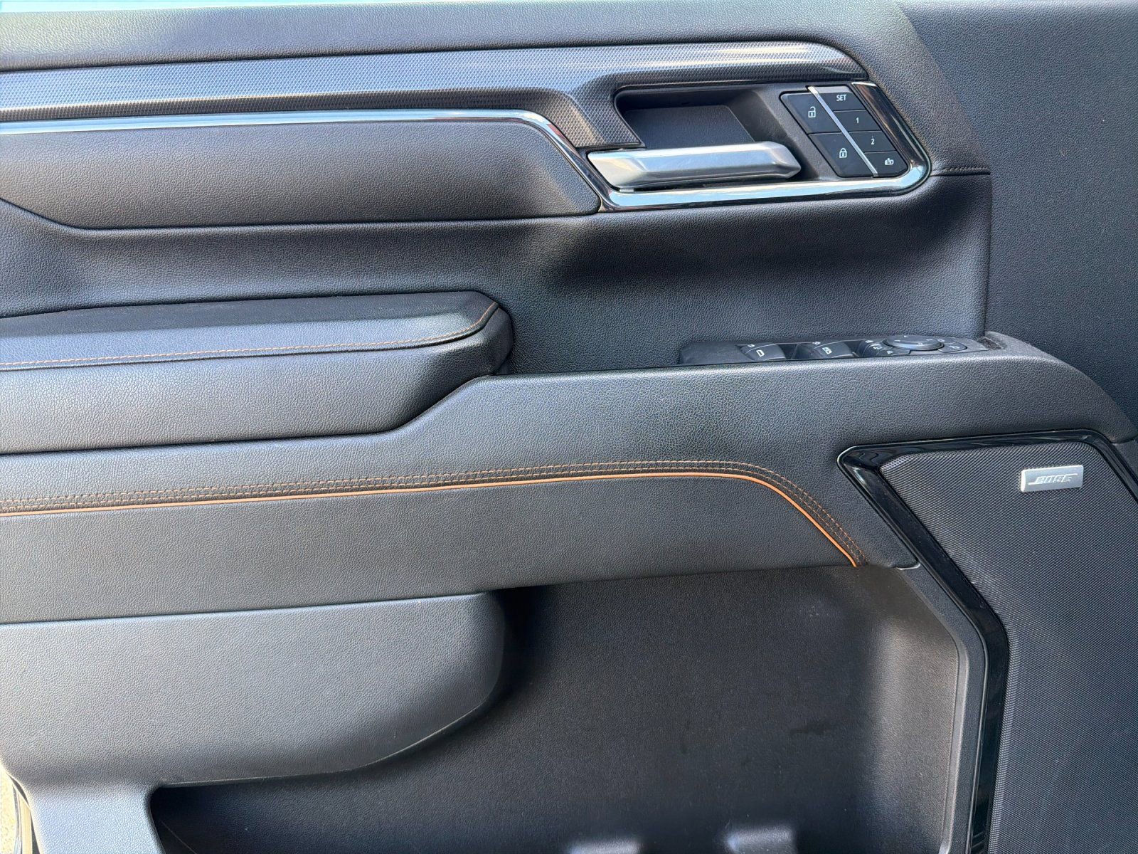 Thumbnail: 2024 GMC Sierra 2500 - 12