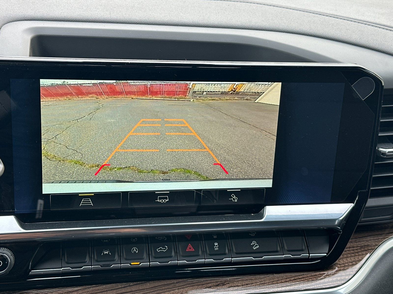 Thumbnail: 2026 Chevrolet Silverado 1500 - 19