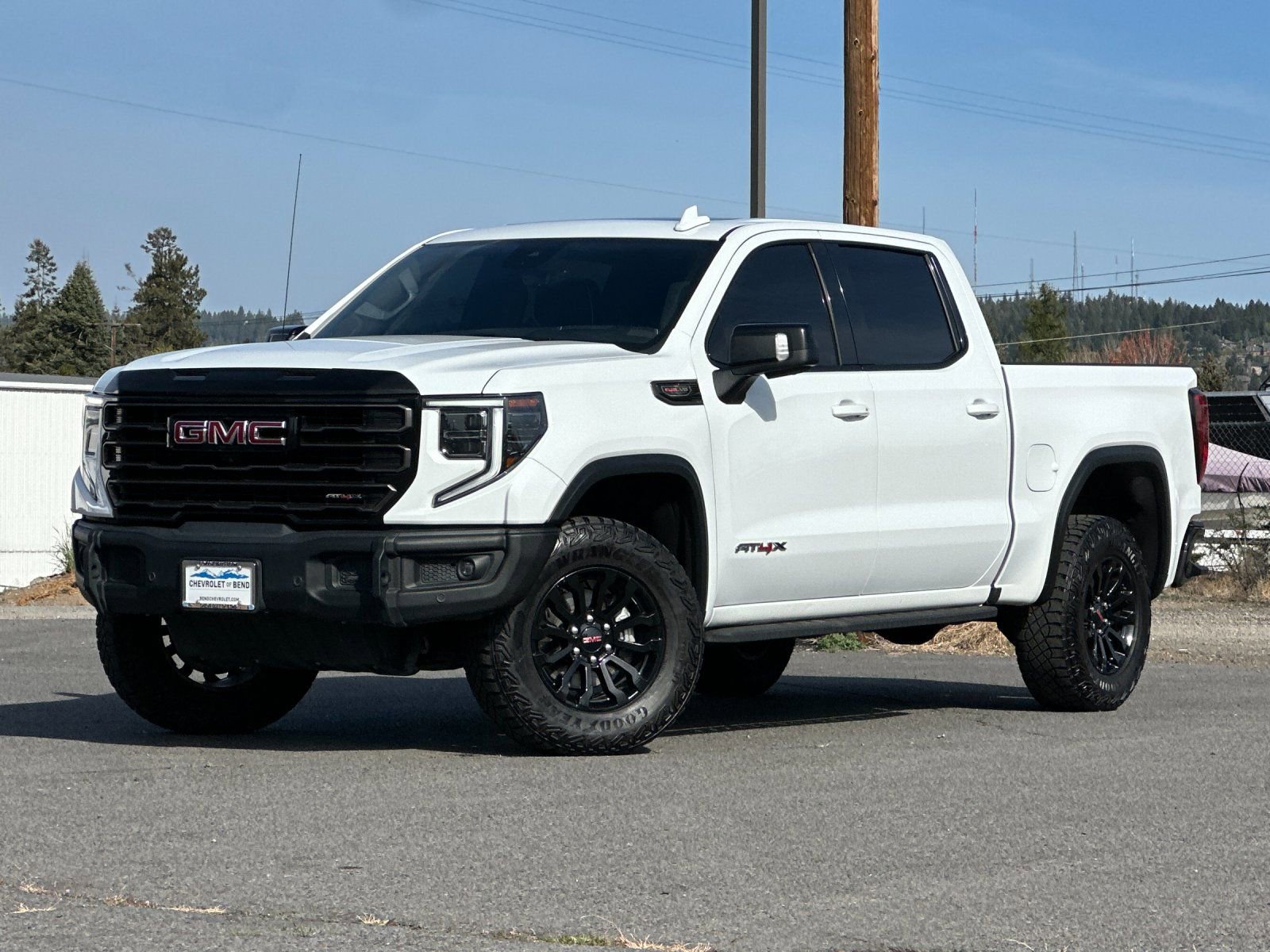 2023 GMC Sierra 4WD Crew Cab Short Box AT4X's photo