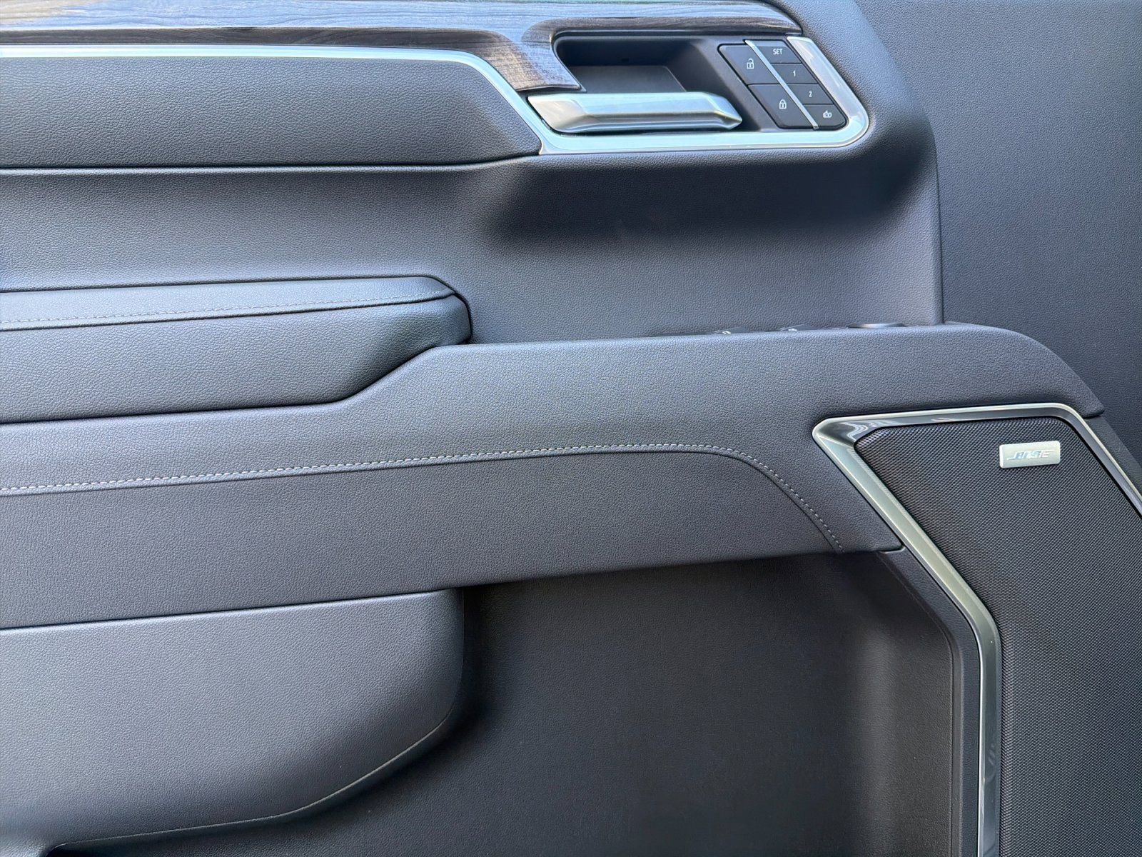 Thumbnail: 2026 Chevrolet Silverado 1500 - 12