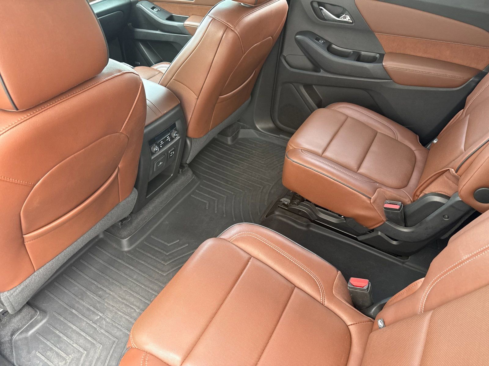 Thumbnail: 2018 Chevrolet Traverse - 4