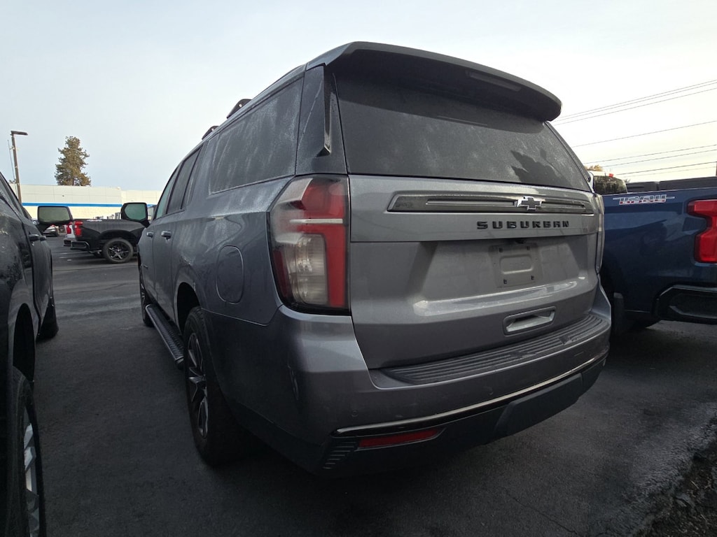 Used 2021 Chevrolet Suburban Z71 SUV