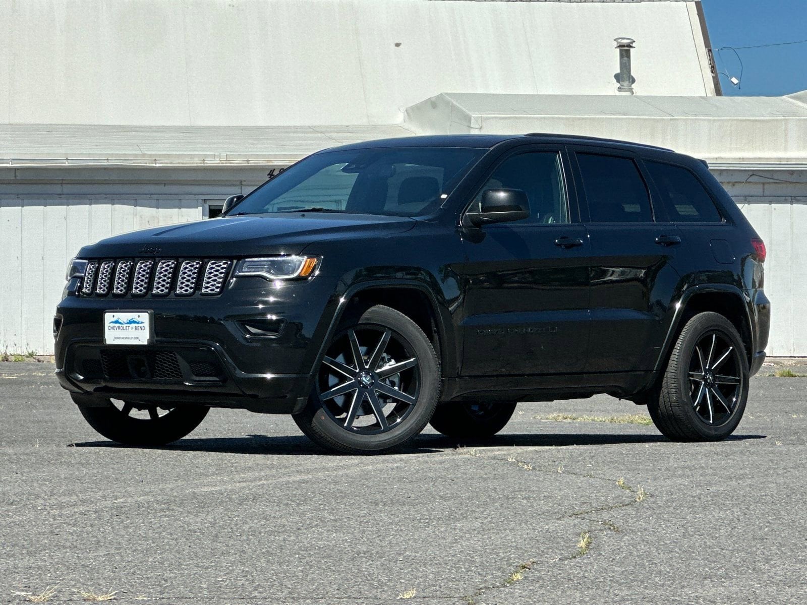 2022 Jeep Grand Cherokee Laredo X 4WD's photo