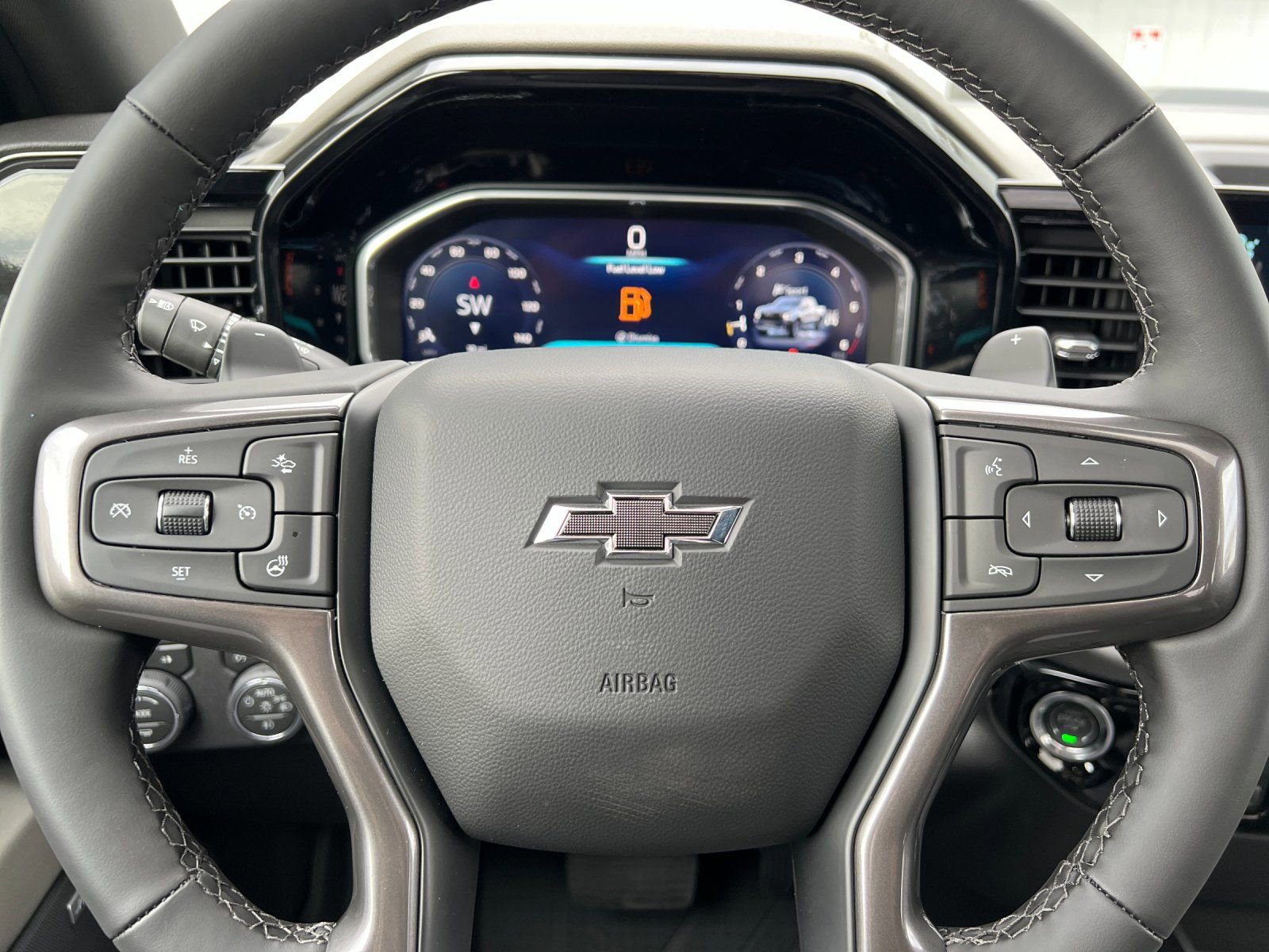 Thumbnail: 2026 Chevrolet Silverado 1500 - 23