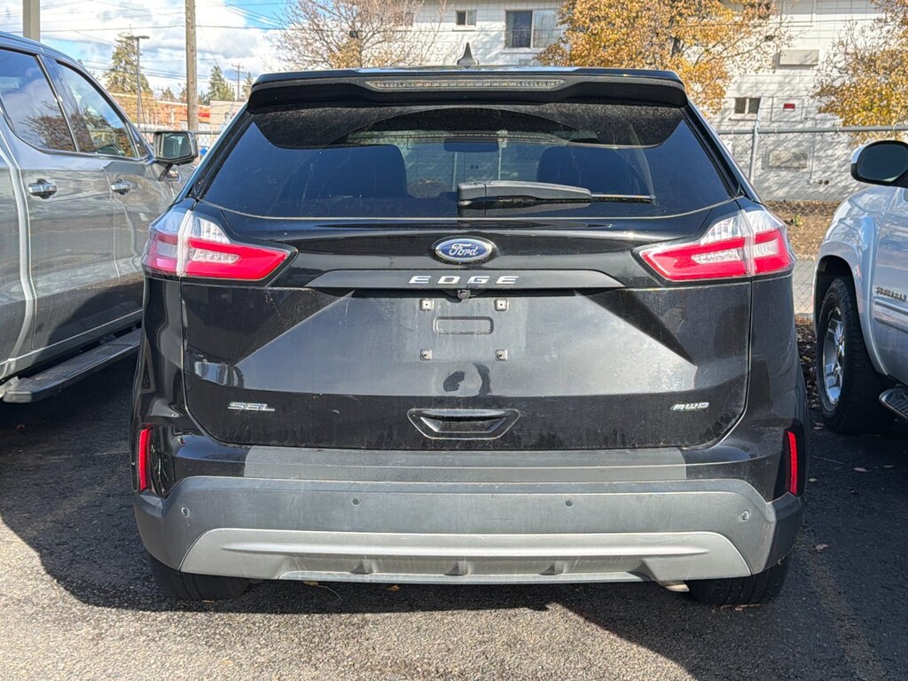 Used 2022 Ford Edge SEL