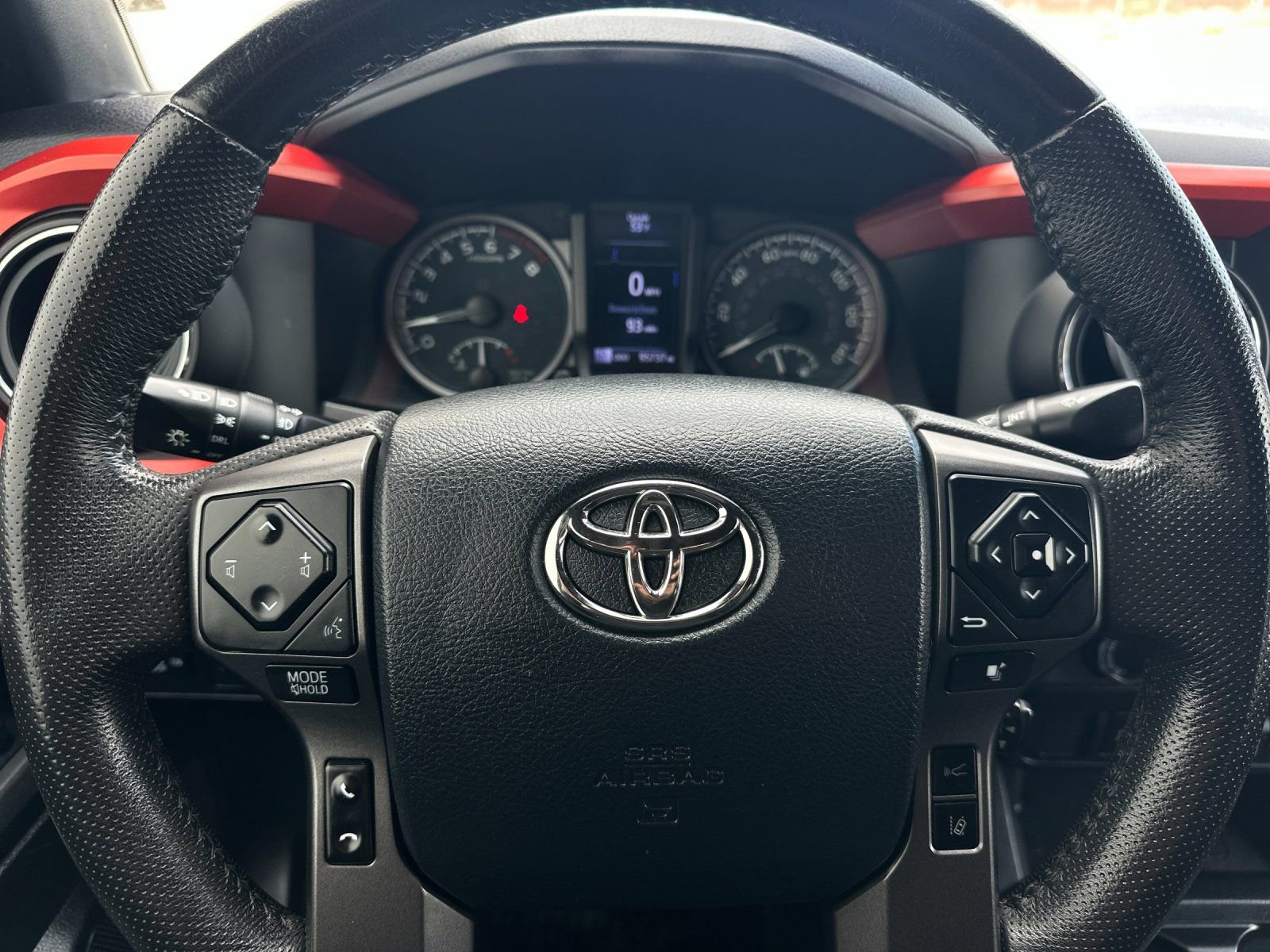 Thumbnail: 2020 Toyota Tacoma - 22