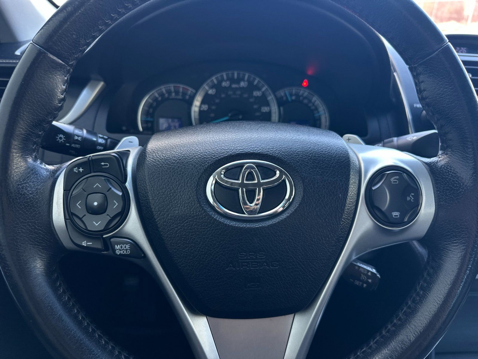 Thumbnail: 2014 Toyota Camry - 21