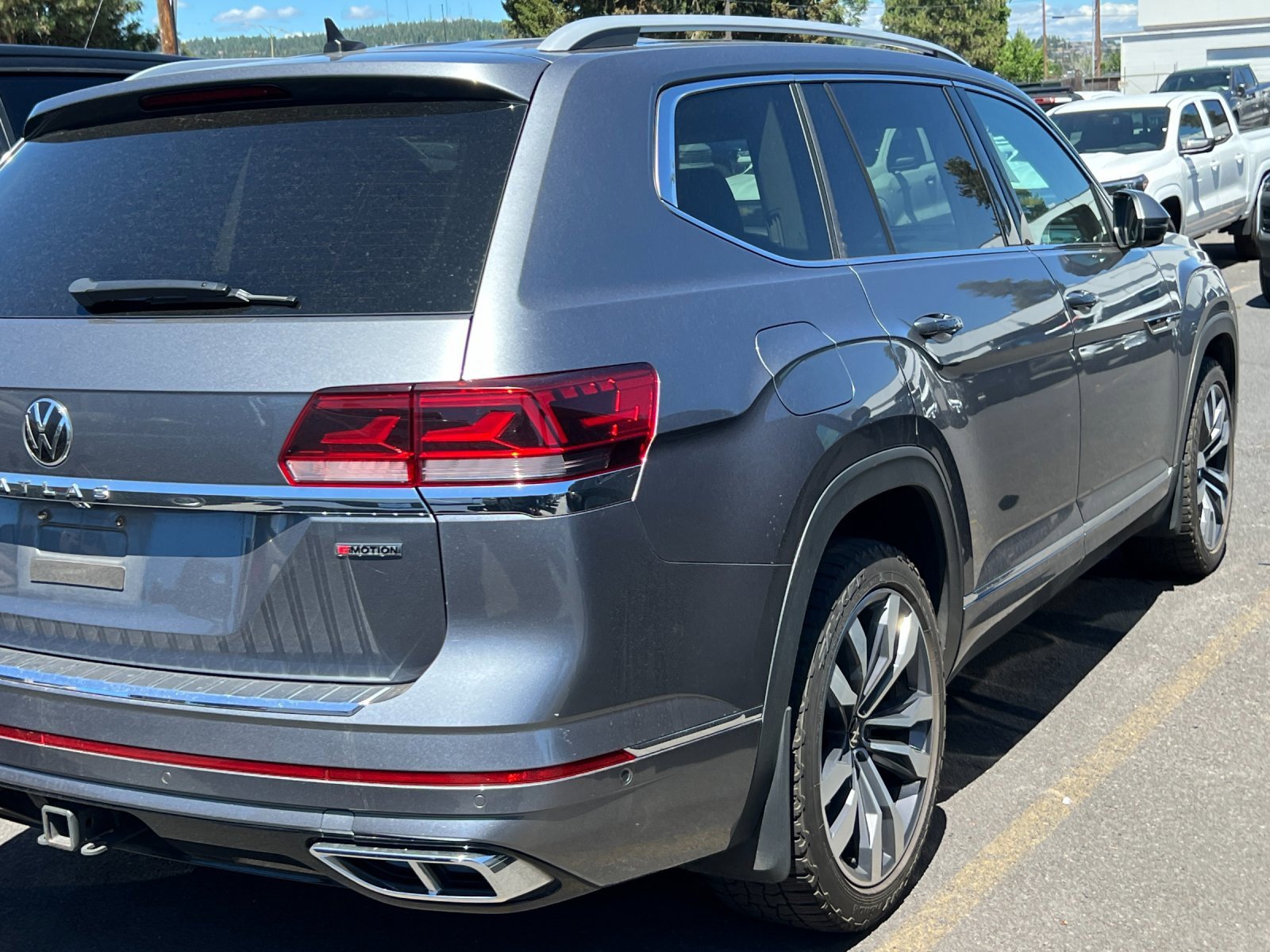 Thumbnail: 2021 Volkswagen Atlas - 2