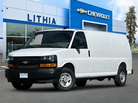2025 Chevrolet Express Cargo WT Van