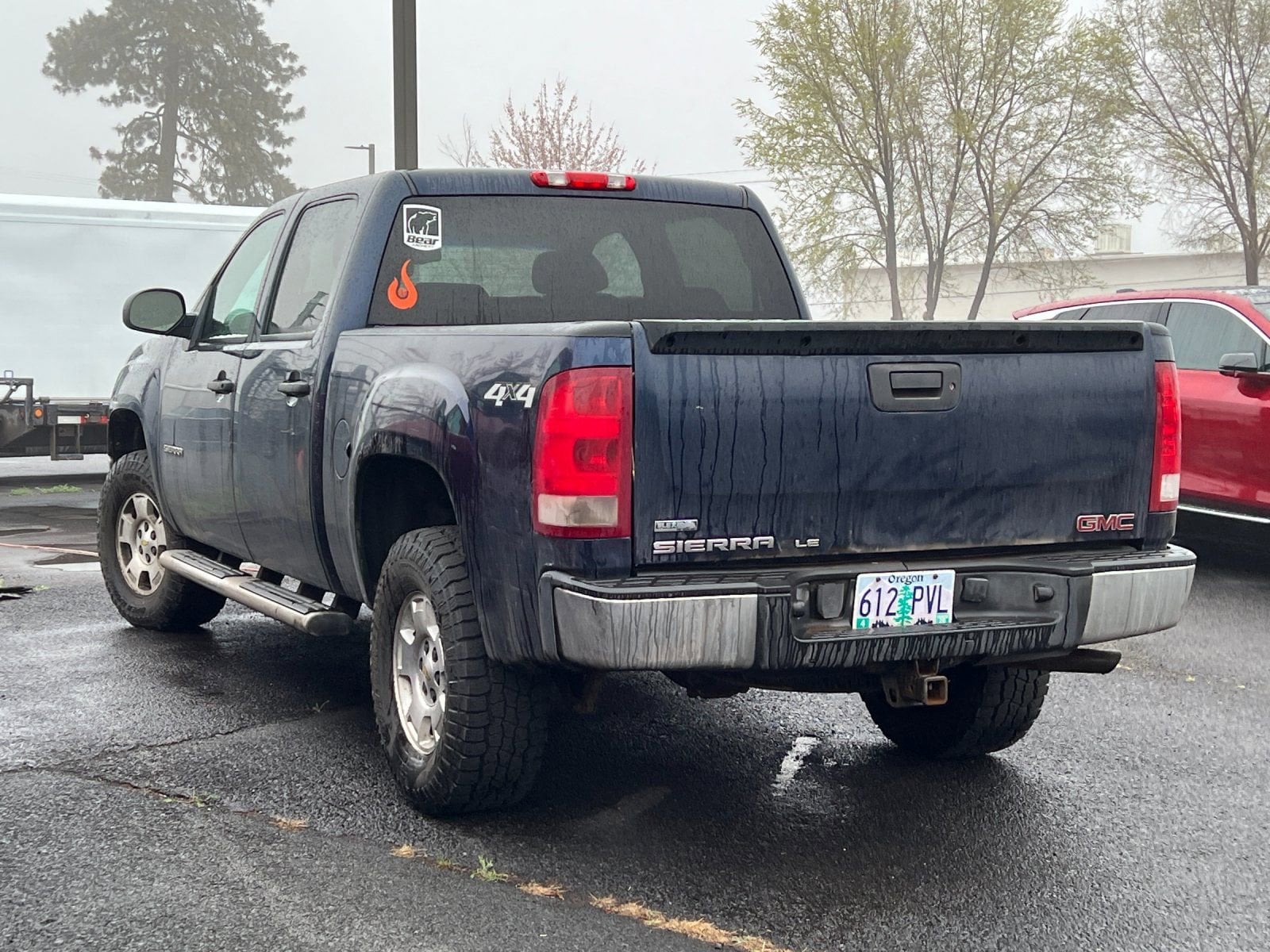 Thumbnail: 2011 GMC Sierra 1500 - 3