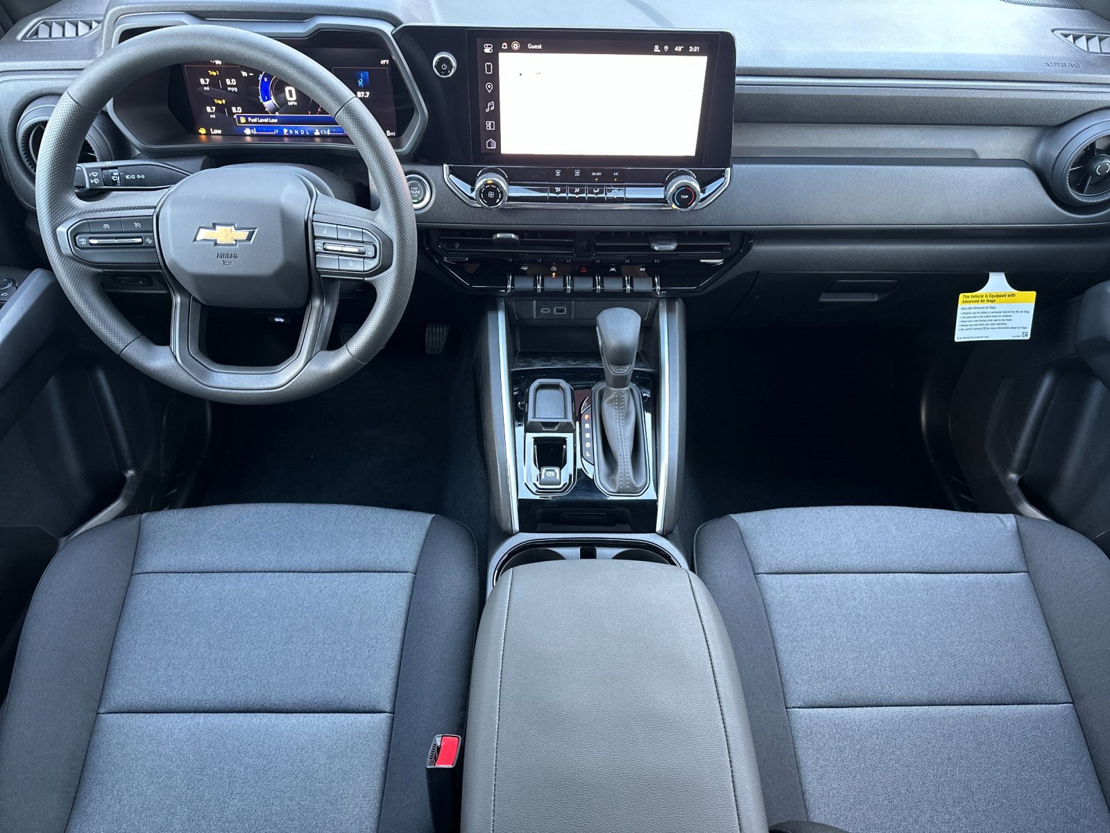 2025 Chevrolet Colorado LT photo 3