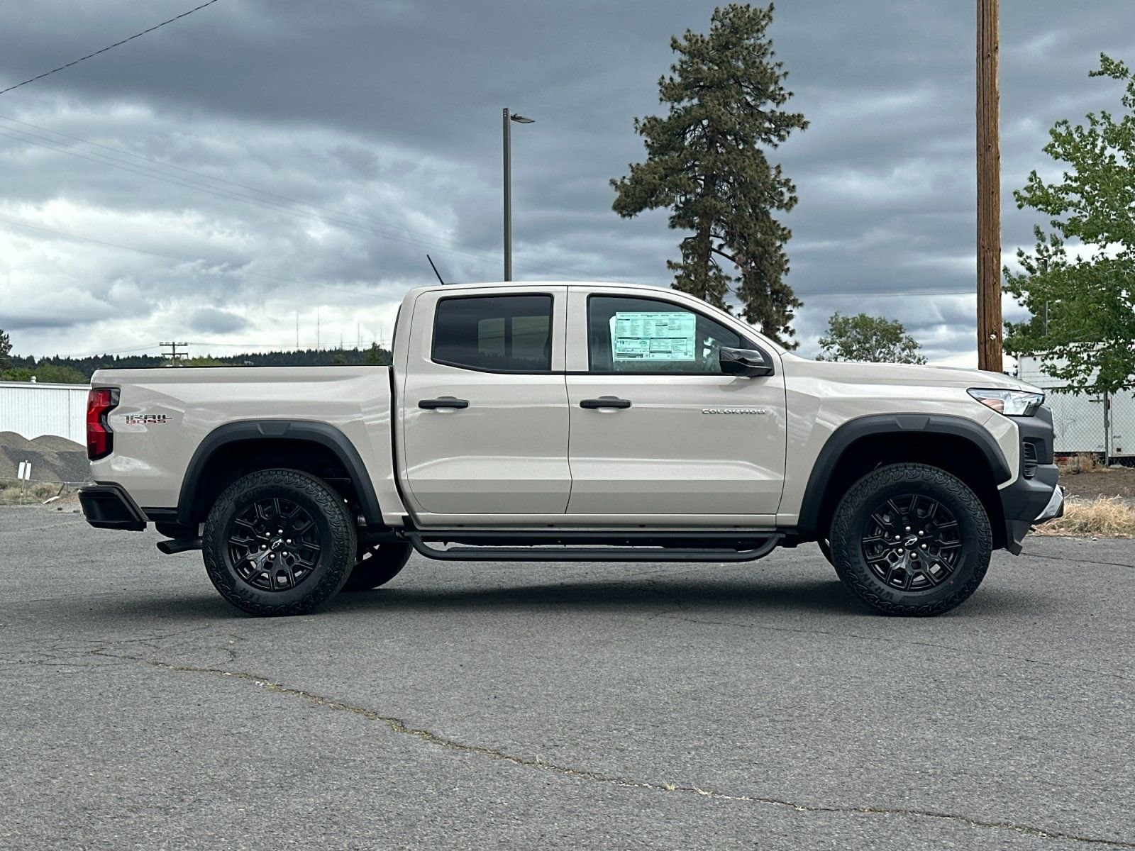 2026 Chevrolet Colorado Trail Boss - Photo 8
