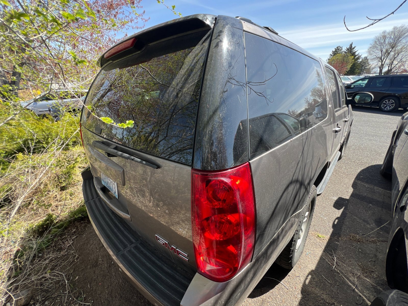 2013 GMC Yukon XL SLT 2
