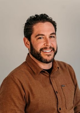 Staff member Jonathan Stewart from ID_abb257cb2299