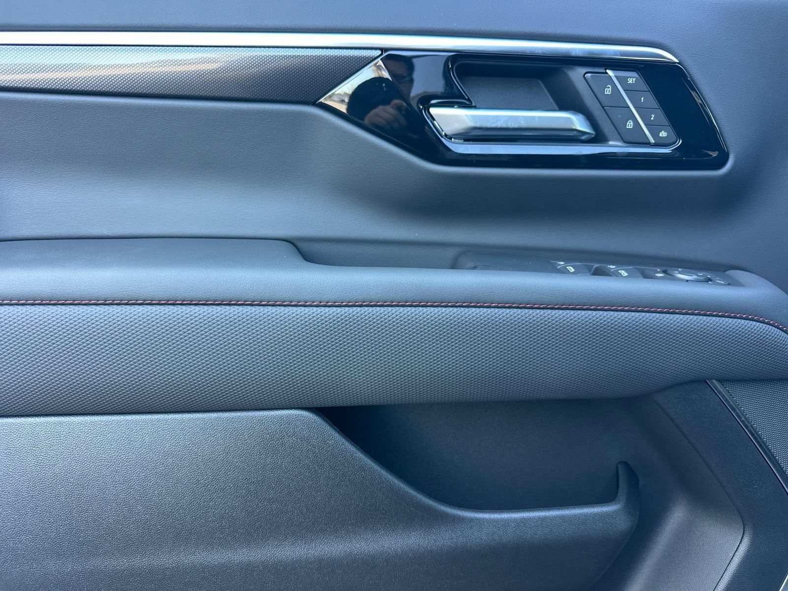 2026 Chevrolet Tahoe RST - Photo 12