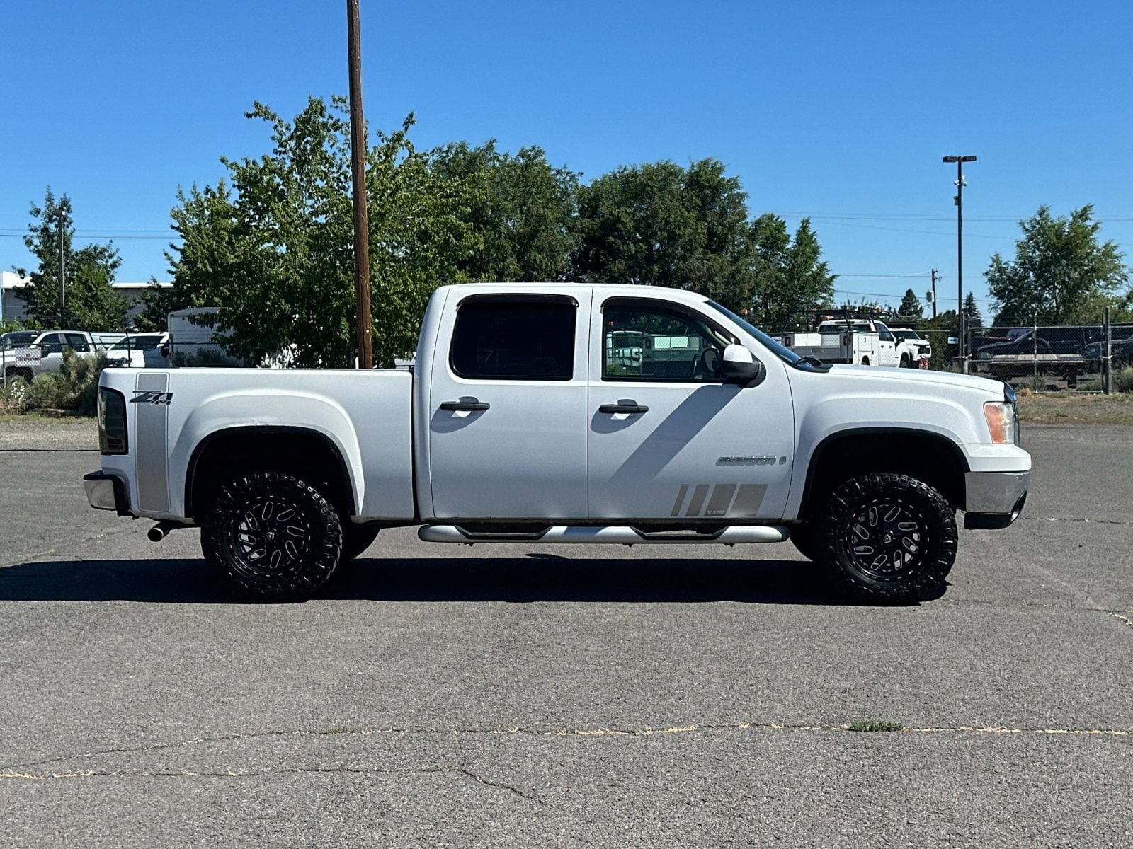 Thumbnail: 2008 GMC Sierra 1500 - 8