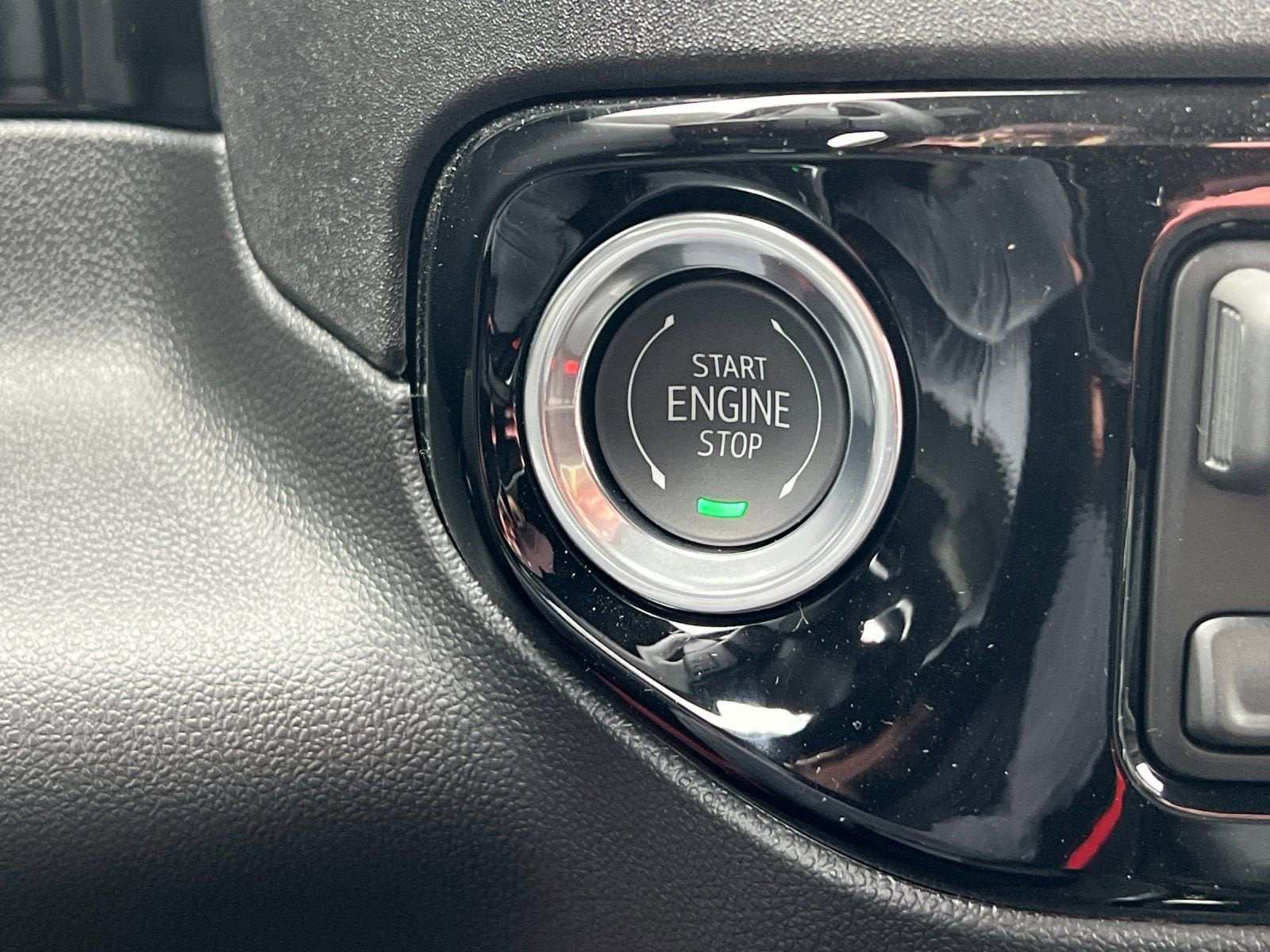 Thumbnail: 2026 Chevrolet Silverado 1500 - 22