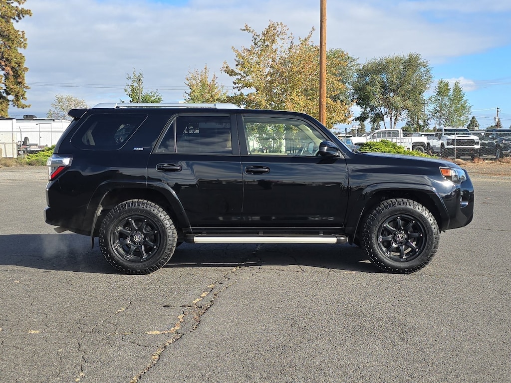 Used 2018 Toyota 4Runner SR5 SUV
