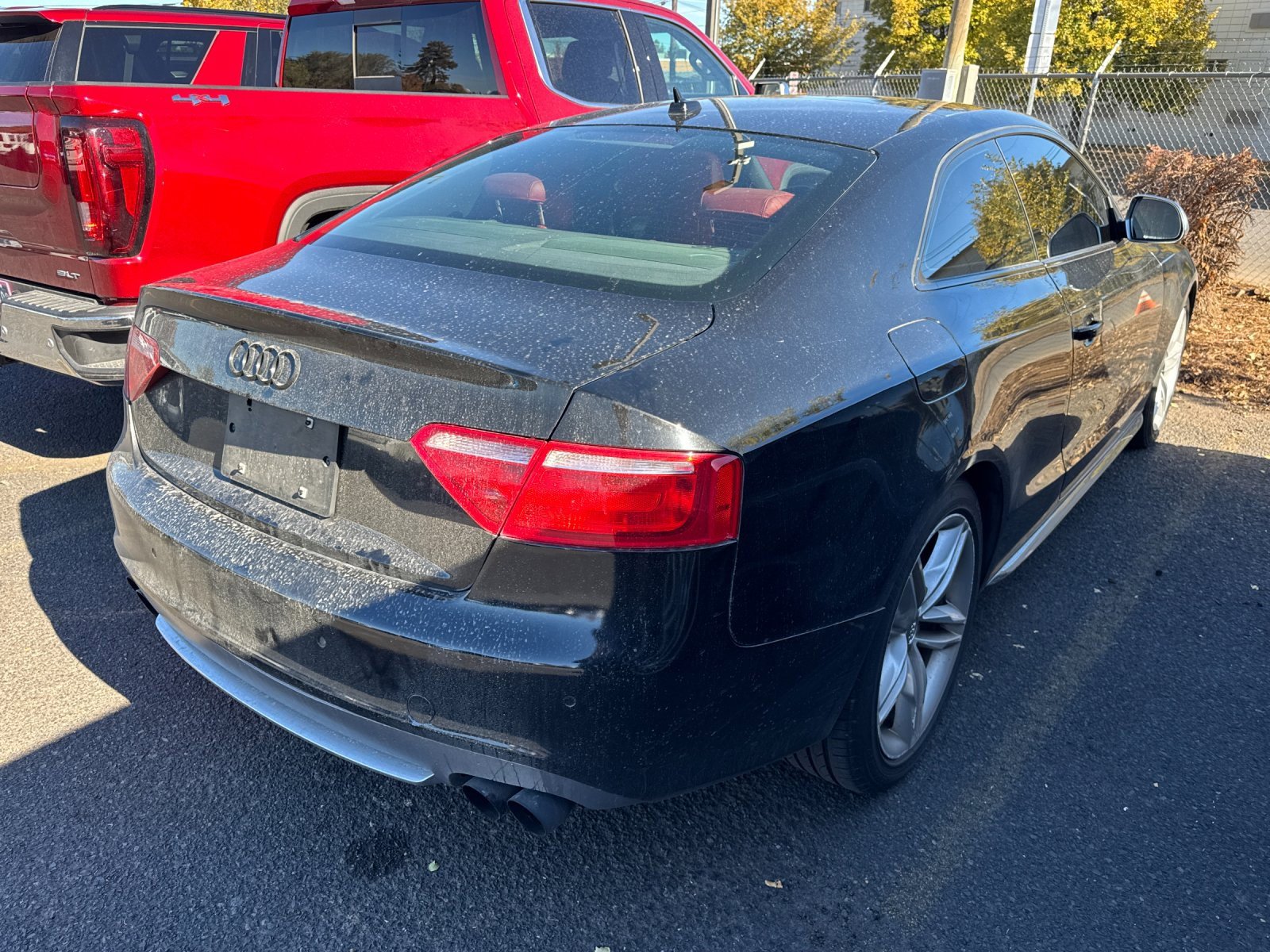 2009 Audi S5 photo 2